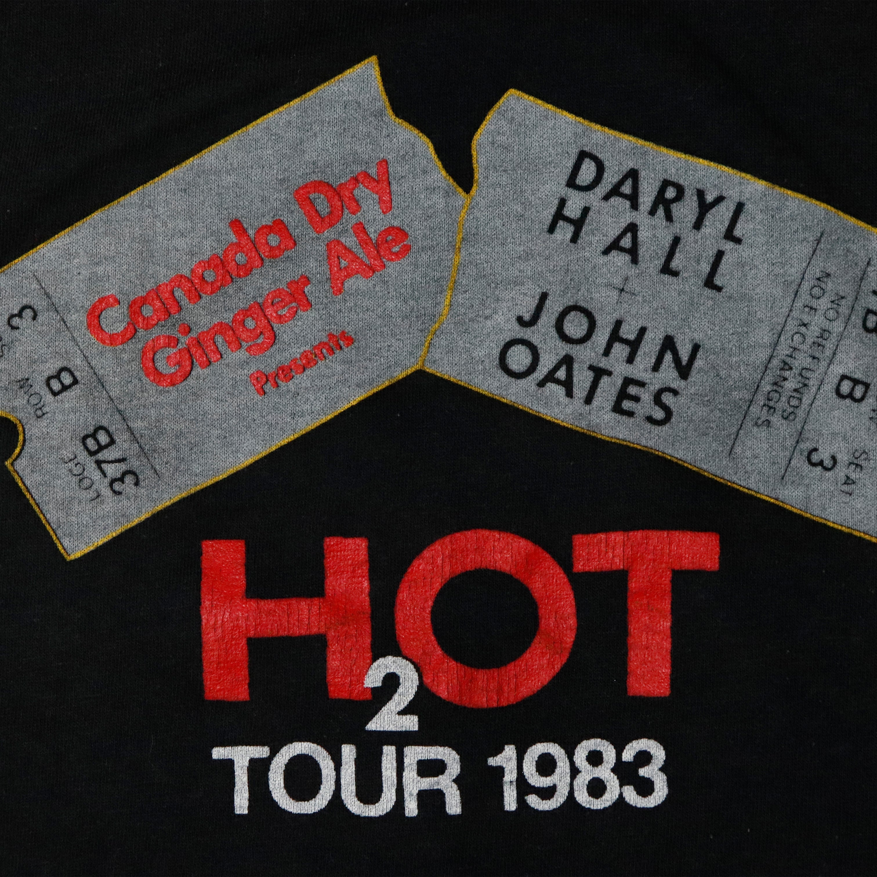 Vintage 1983 Hall & Oates H2O Raglan Sleeve Graphic T-Shirt Size L cut sleeves