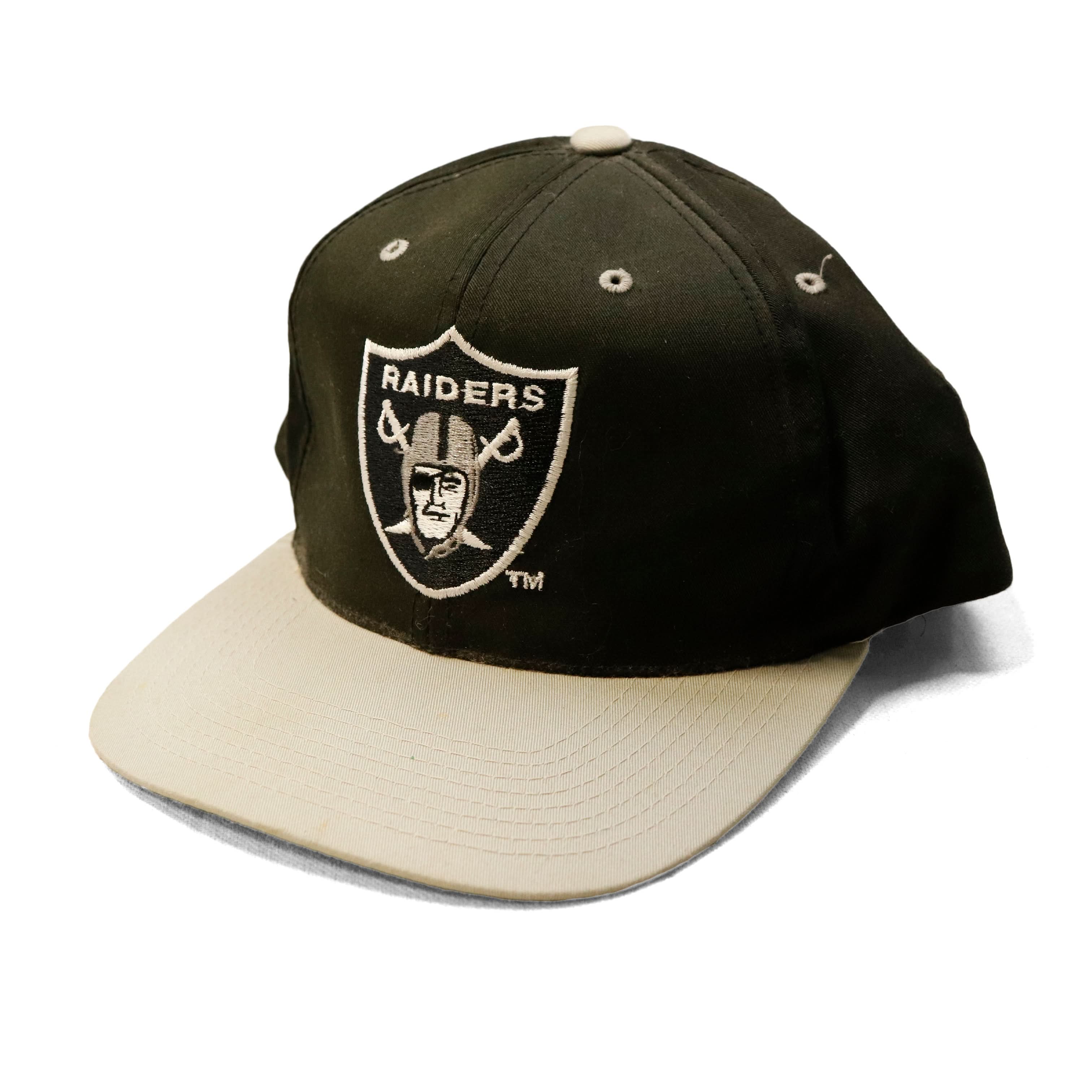 Vintage Raiders Black and White Snapback Hat Size One Size