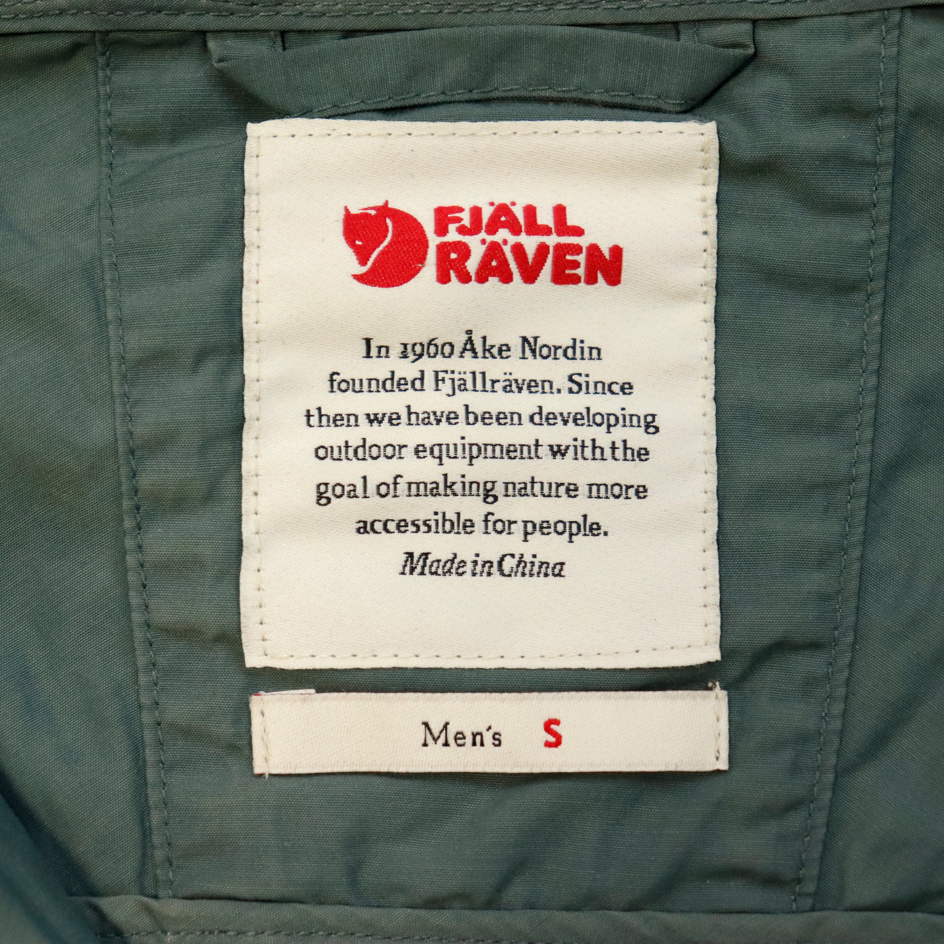 Vintage Fjallraven Hooded Zip Front Jacket Size S green