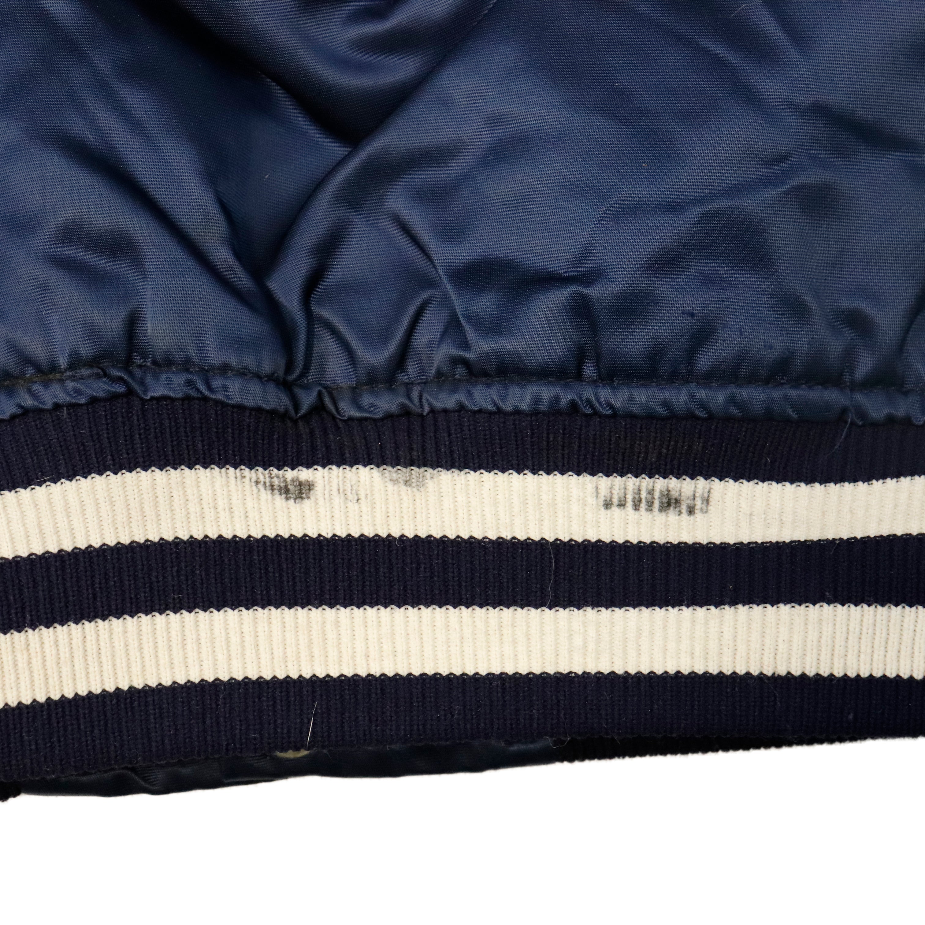 Vintage Starter Yankees Satin Jacket Size XL