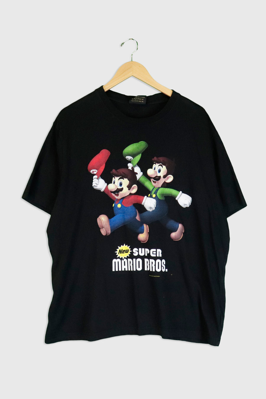 Vintage 2010 'New' Super Mario Bros. Vinyl T Shirt Sz XL