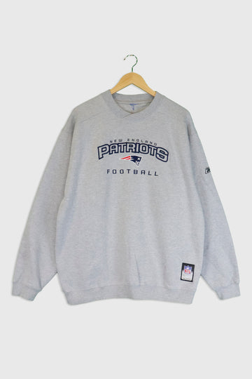 Vintage NFL New England Patriots Embroidered Cross Neckline Sweatshirt Sz XL