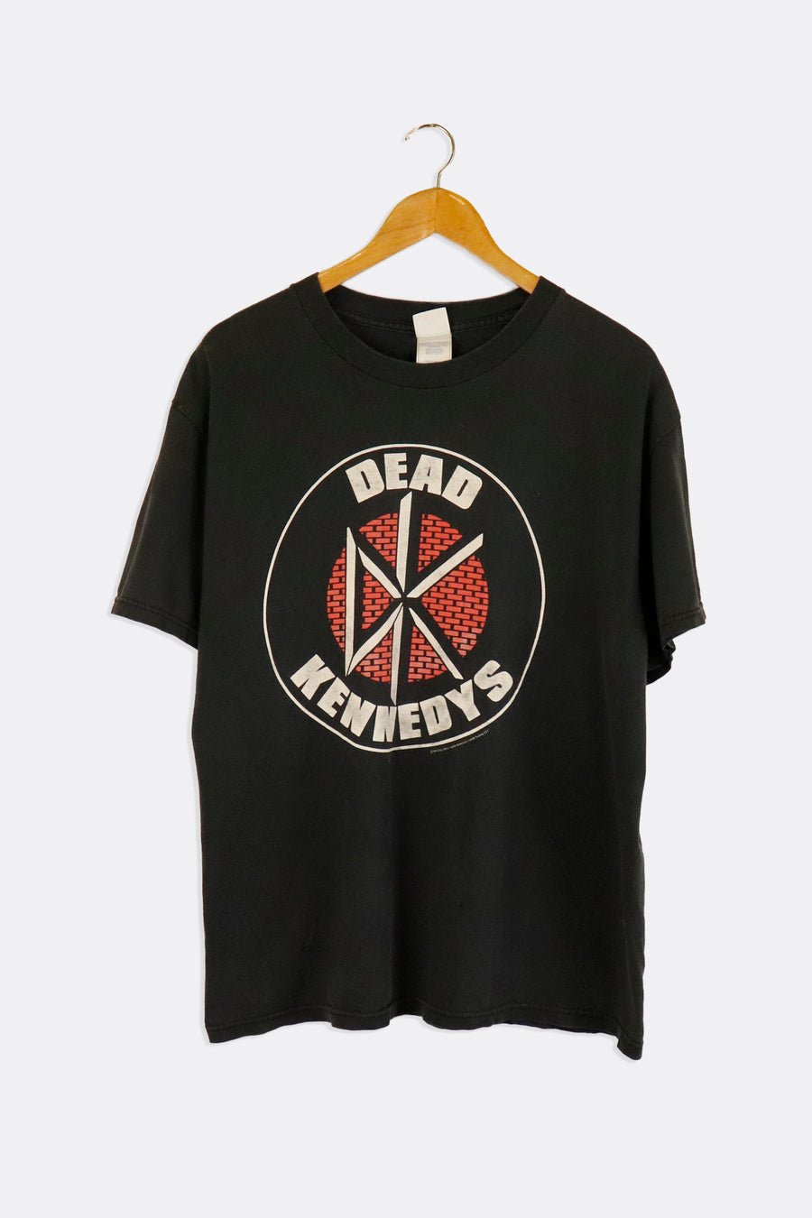 Vintage 2006 Dead Kennedys Sword Logo Brick Wall Vinyl T Shirt Sz L