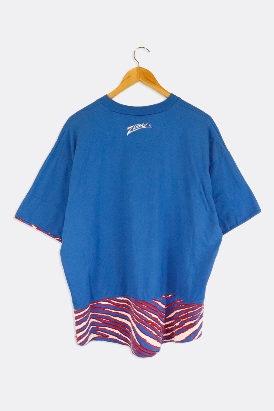 Vintage NFL New York Giants Embroidered Lettering Half Crop Bottom With Stripped Pattern On Bottom And Cuffs T Shirt