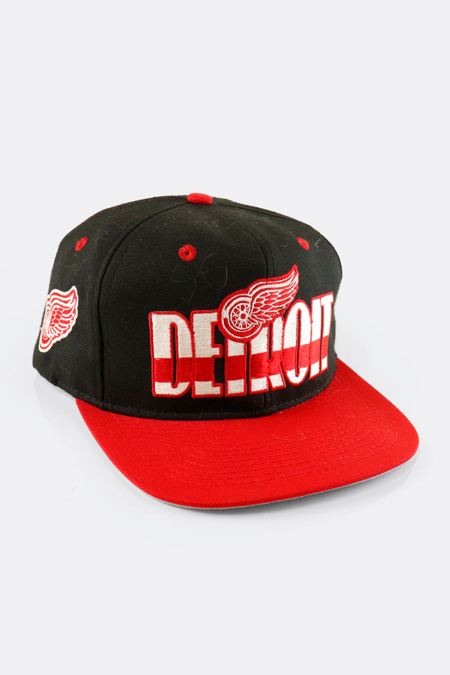 Vintage NHL Detroit Red Wings Embroidered Snapback Hat