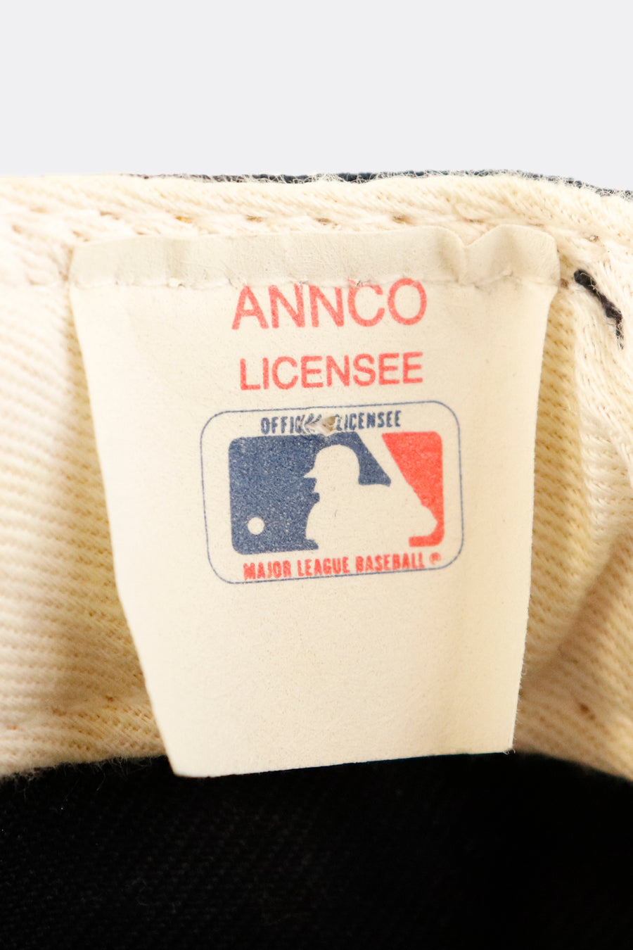 Vintage MLB Los Angeles Angels Embroidered Logo Snapback Hat