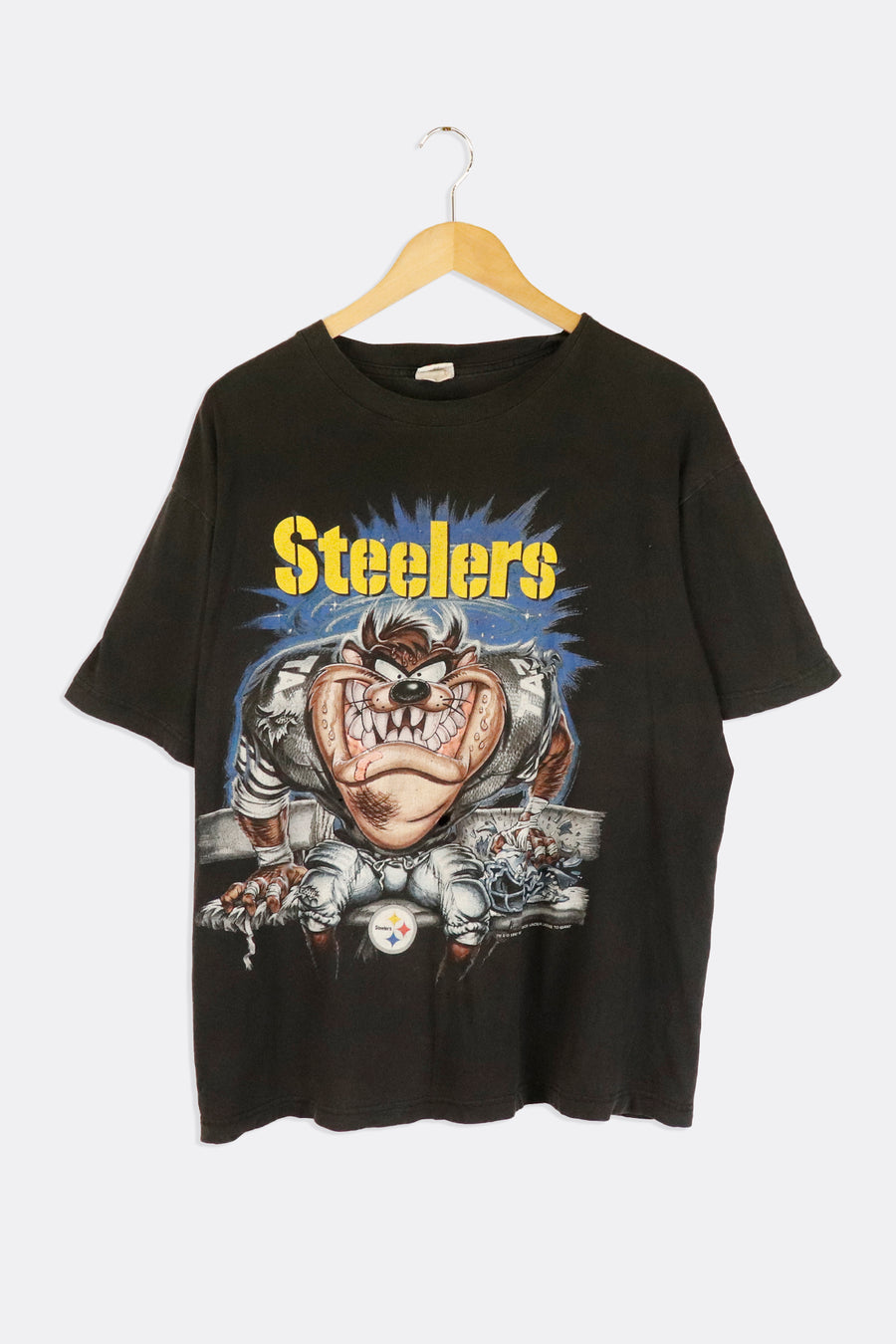Vintage 1997 NFL Pittsburgh Steelers Tazmanian Devil In Gear And Jersey Graphic T Shirt Sz L