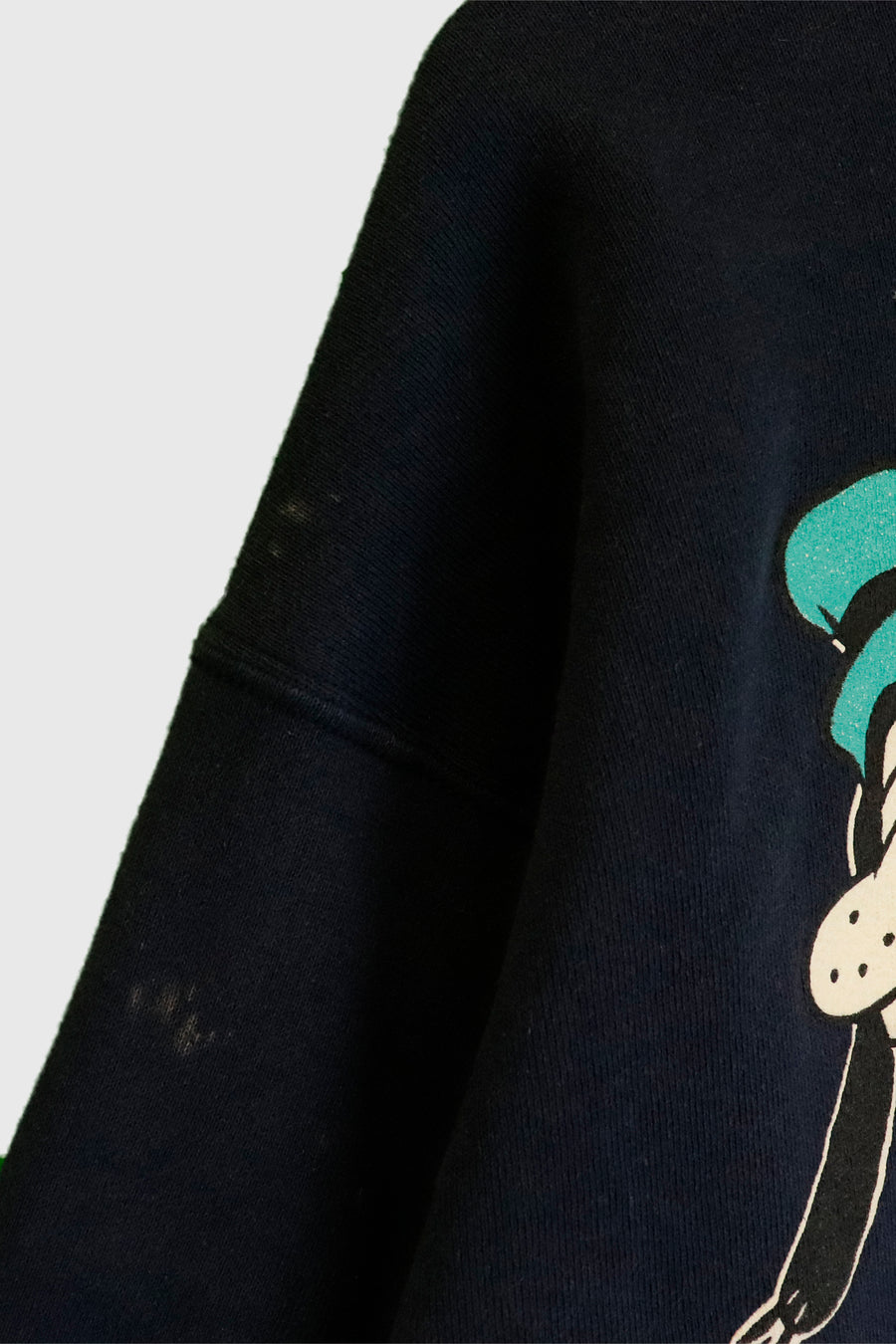 Vintage Mickey And Co Characters In A Line Crewneck Sweatshirt Sz L