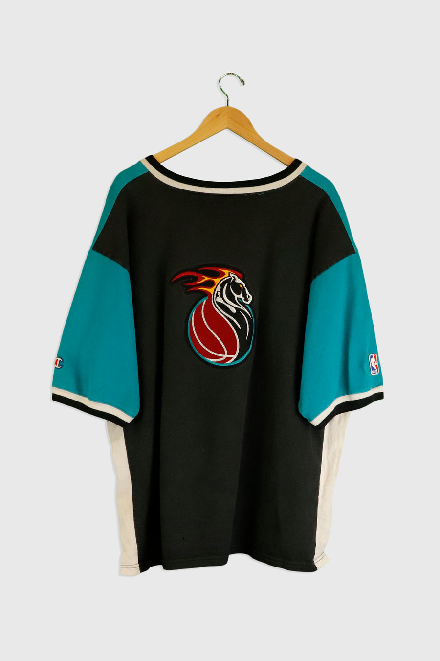 Vintage Champion NBA Pistons Embroidered T Shirt Sz XL