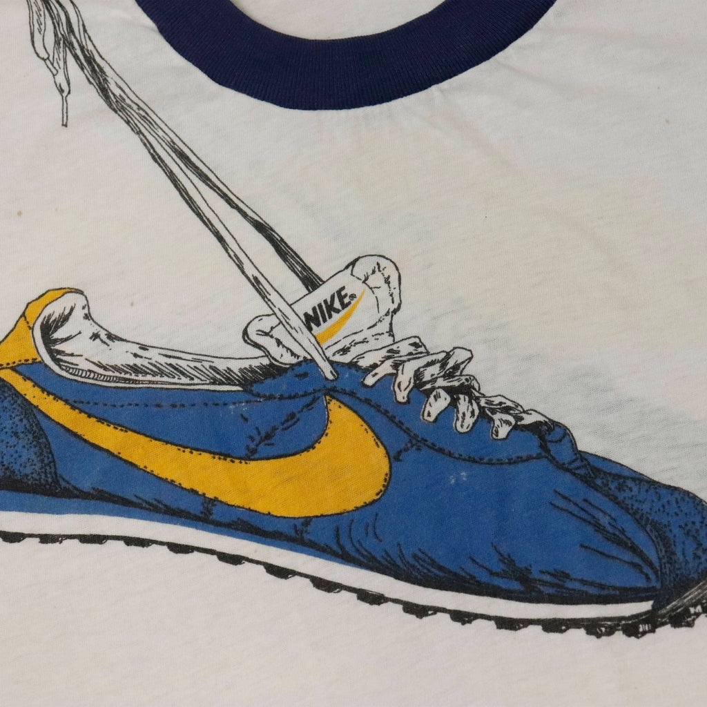 Vintage Nike Ringer Graphic T-Shirt Size XL FAIF.CA 
